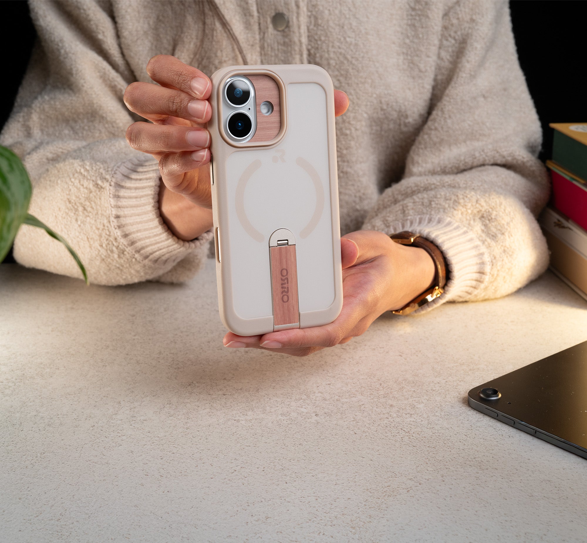 ORRO iPhone 17 Series Case - 360 Kickstand Light Wood Finish